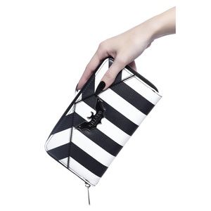 Killstar “Never Trust the Living” Wallet